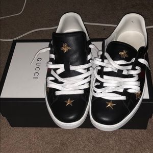 Gucci ace embroidered sneaker Size 10.5 (U.S size)